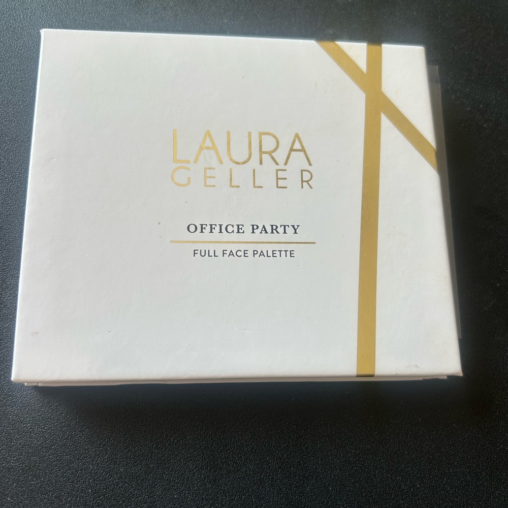 Laura Geller Office Party Palette in White and Gold